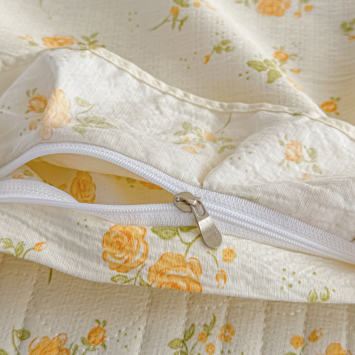 91家纺网 家纺一手货源 找家纺 梓之赫 2026春夏新款A类云感木棉双层纱夹棉床盖四件套 半岛花园