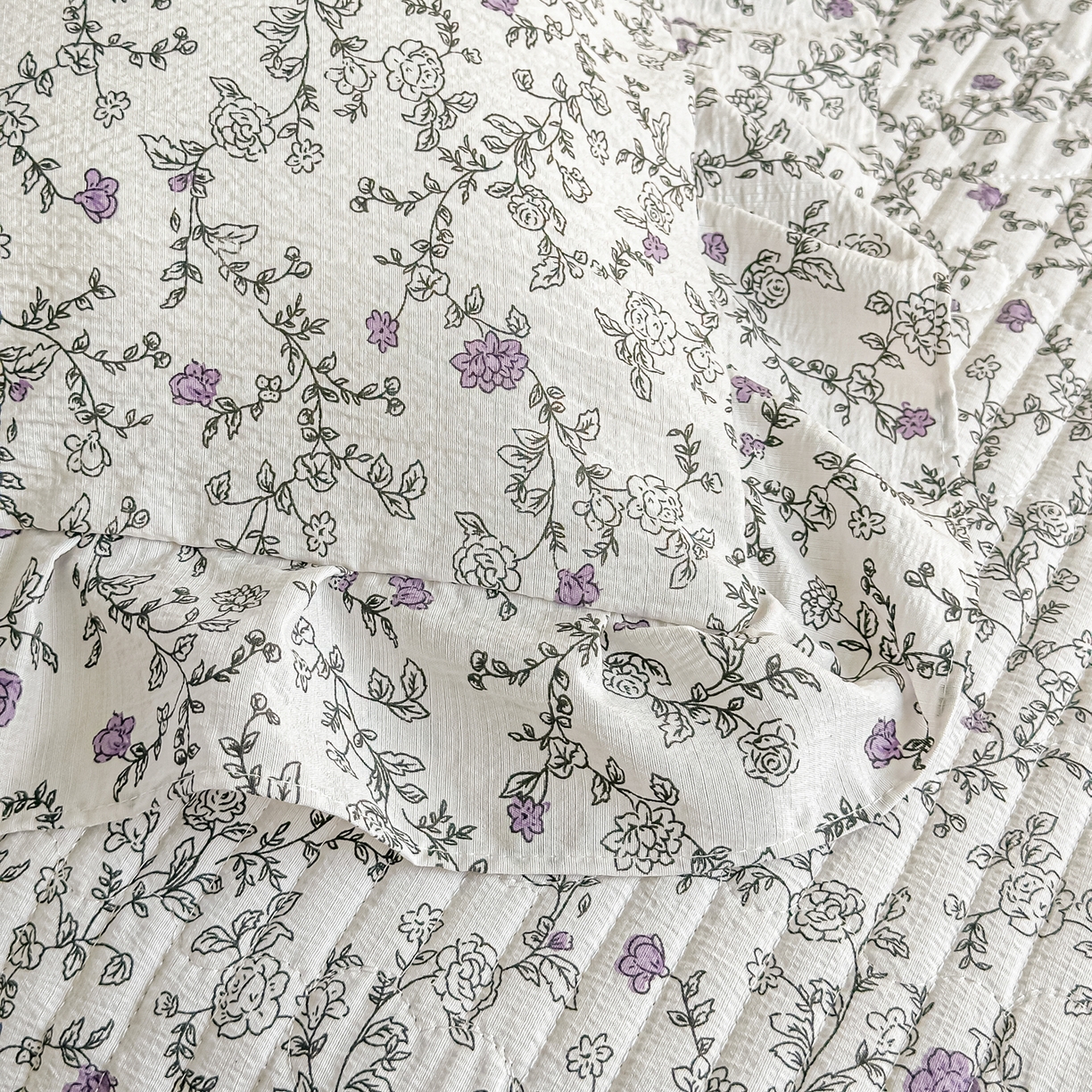 91家纺网 家纺一手货源 找家纺 梓之赫 2026春夏新款A类云感木棉双层纱夹棉床盖四件套 春风拂梦