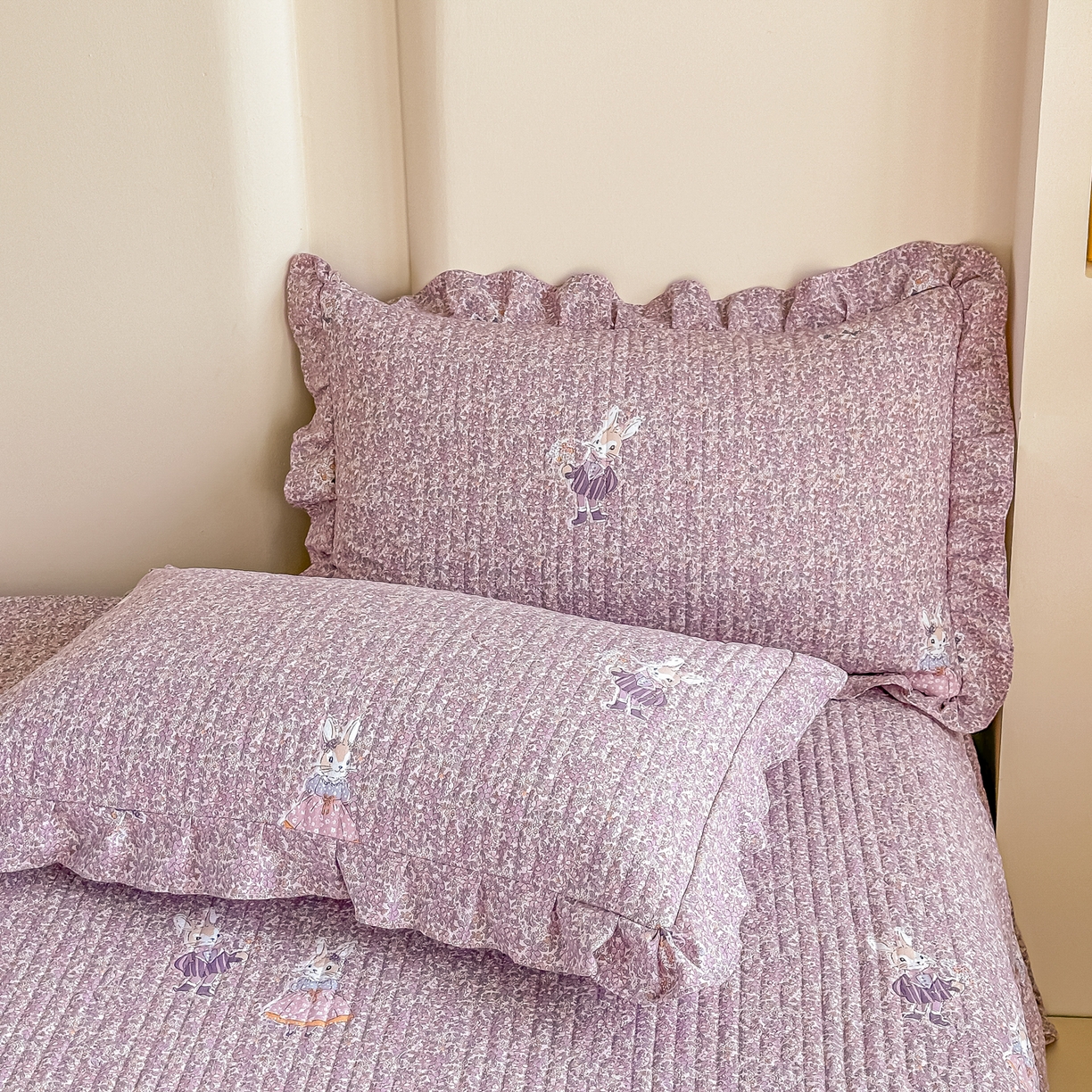 91家纺网 家纺一手货源 找家纺 梓之赫 2026春夏新款A类云感木棉双层纱夹棉床盖四件套 法式庄园