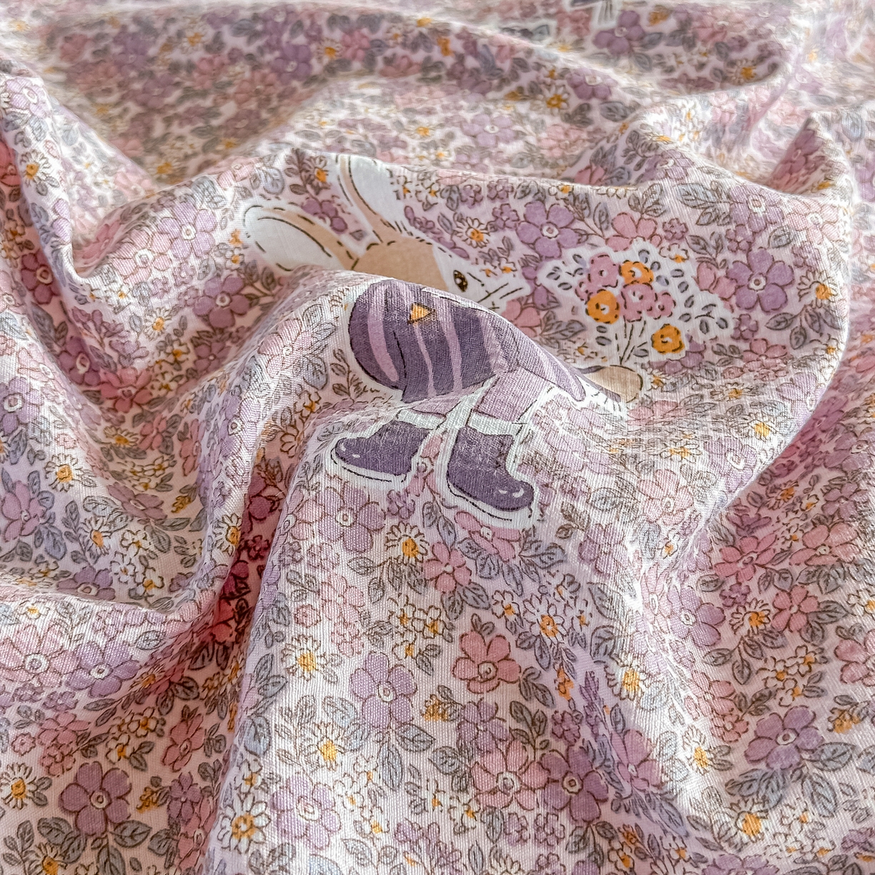 91家纺网 家纺一手货源 找家纺 梓之赫 2026春夏新款A类云感木棉双层纱夹棉床盖四件套 法式庄园