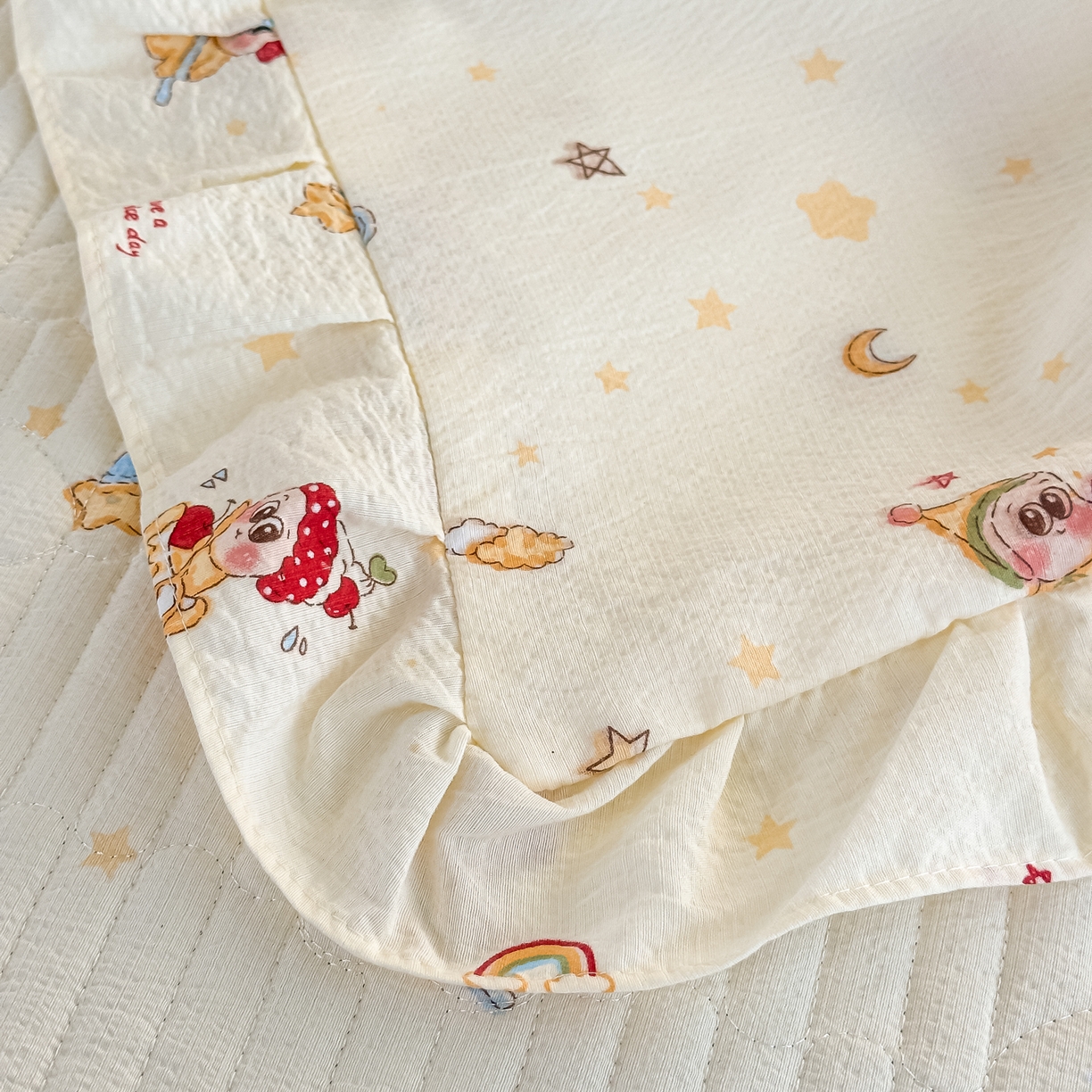 91家纺网 家纺一手货源 找家纺 梓之赫 2026春夏新款A类云感木棉双层纱夹棉床盖四件套 萌萌星星人