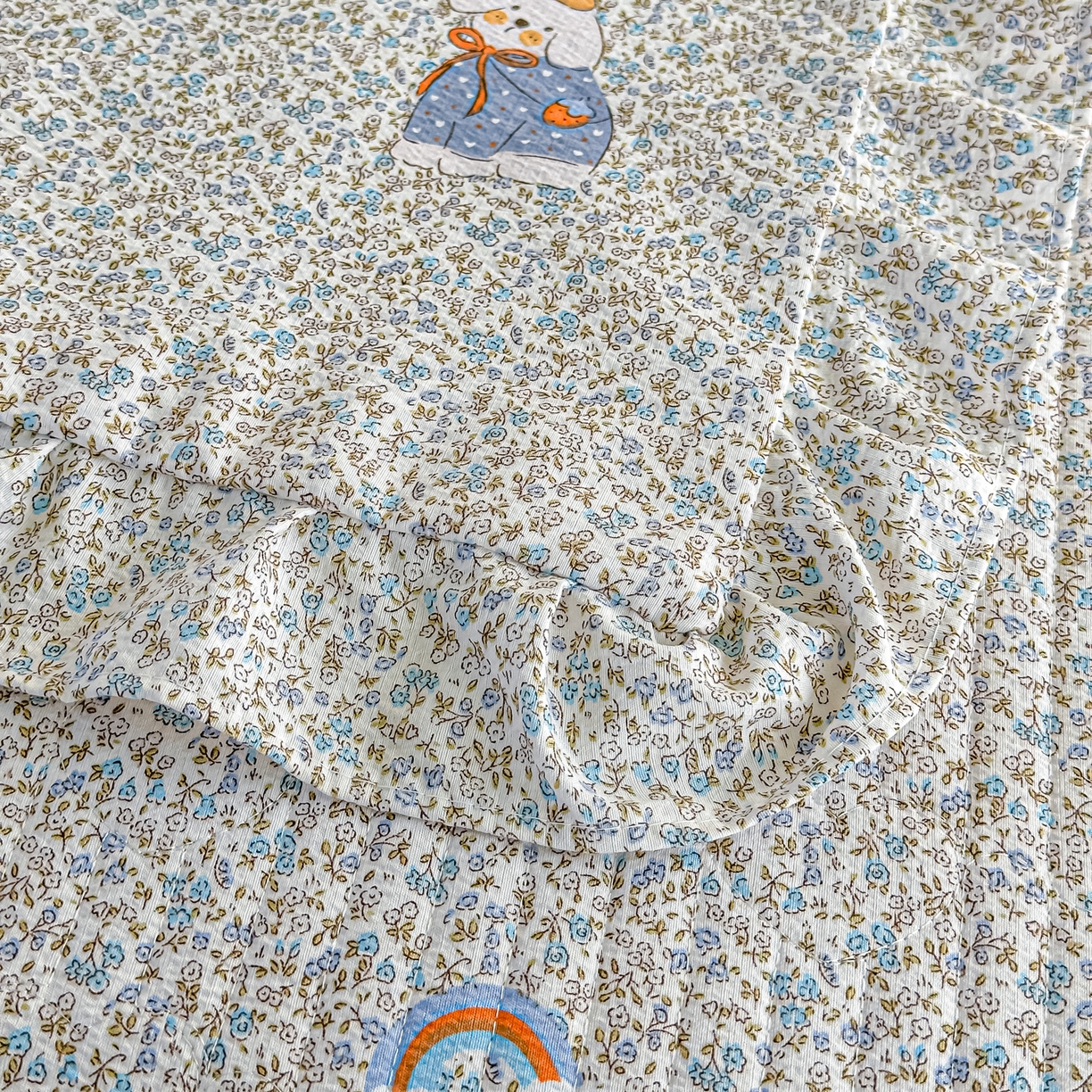 91家纺网 家纺一手货源 找家纺 梓之赫 2026春夏新款A类云感木棉双层纱夹棉床盖四件套 寻觅-浅米