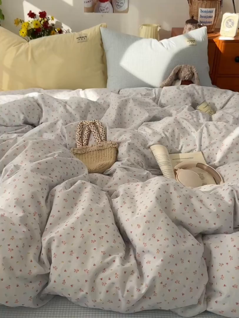 91家纺网 家纺一手货源 找家纺 桃子家居 2026新款A类纯棉水洗棉ins韩系小清新碎花混搭织标工艺色织水洗棉四件套系列 水洗棉-蓝雾花黛