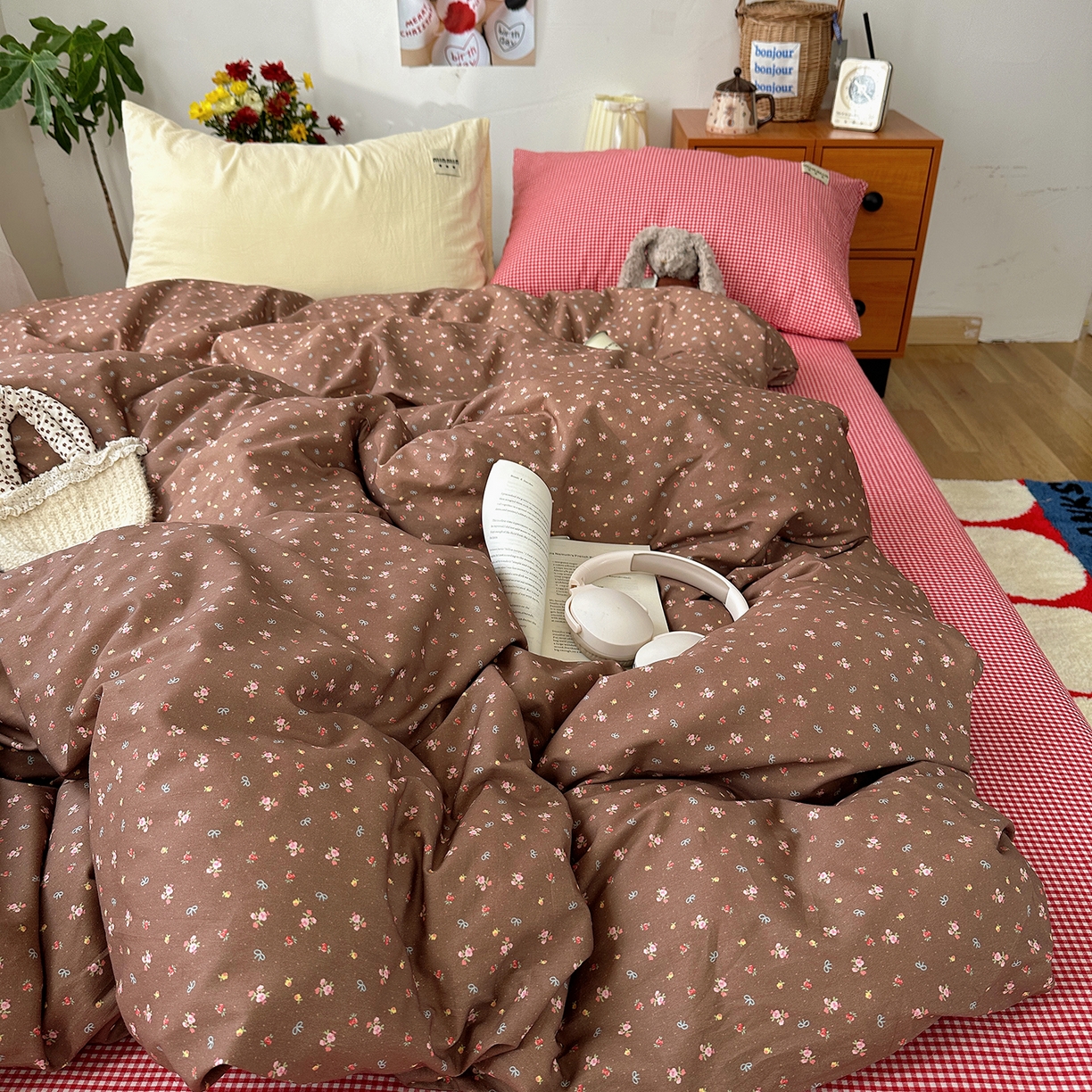 91家纺网 家纺一手货源 找家纺 桃子家居 2026新款A类纯棉水洗棉ins韩系小清新碎花混搭织标工艺色织水洗棉四件套系列 水洗棉-栗雾来信