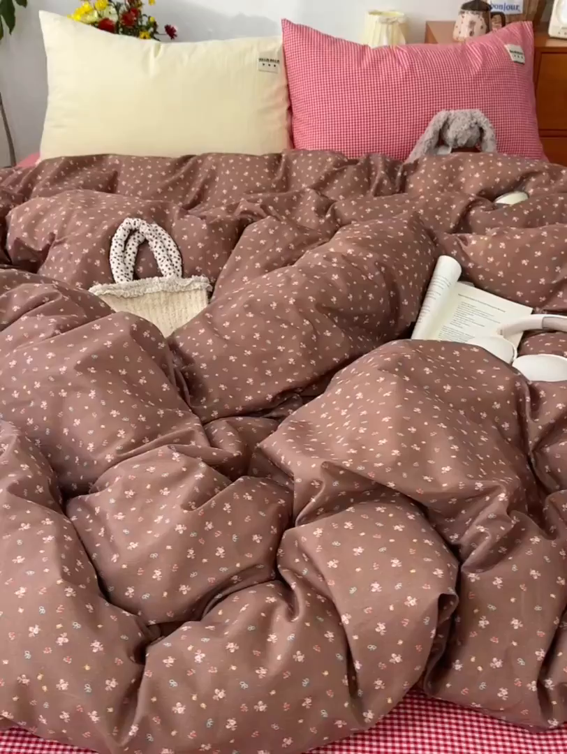 91家纺网 家纺一手货源 找家纺 桃子家居 2026新款A类纯棉水洗棉ins韩系小清新碎花混搭织标工艺色织水洗棉四件套系列 水洗棉-栗雾来信