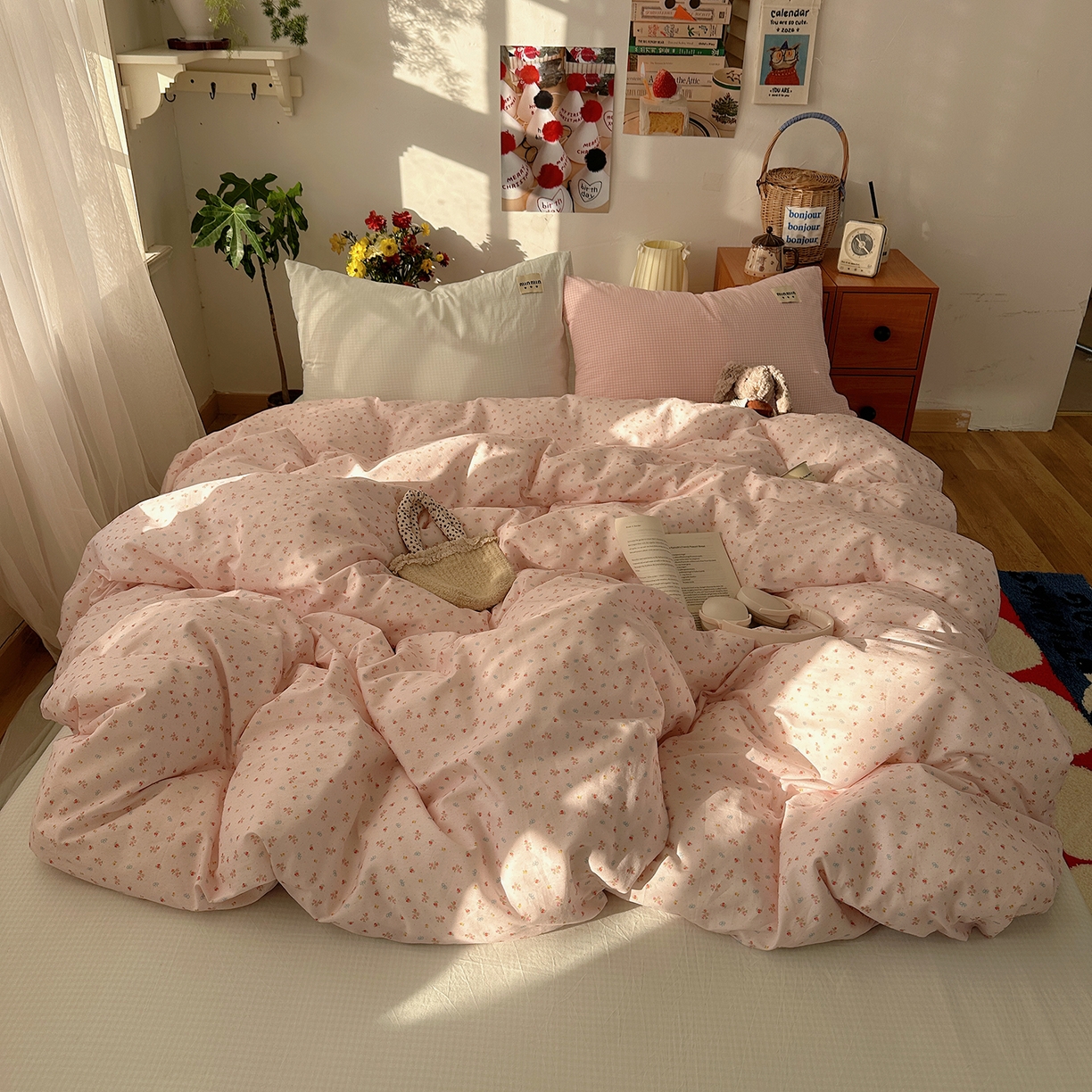 91家纺网 家纺一手货源 找家纺 桃子家居 2026新款A类纯棉水洗棉ins韩系小清新碎花混搭织标工艺色织水洗棉四件套系列 水洗棉-桃雾花甜