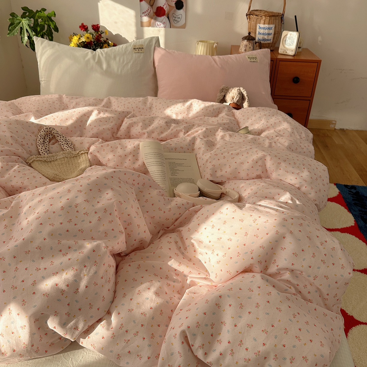 91家纺网 家纺一手货源 找家纺 桃子家居 2026新款A类纯棉水洗棉ins韩系小清新碎花混搭织标工艺色织水洗棉四件套系列 水洗棉-桃雾花甜