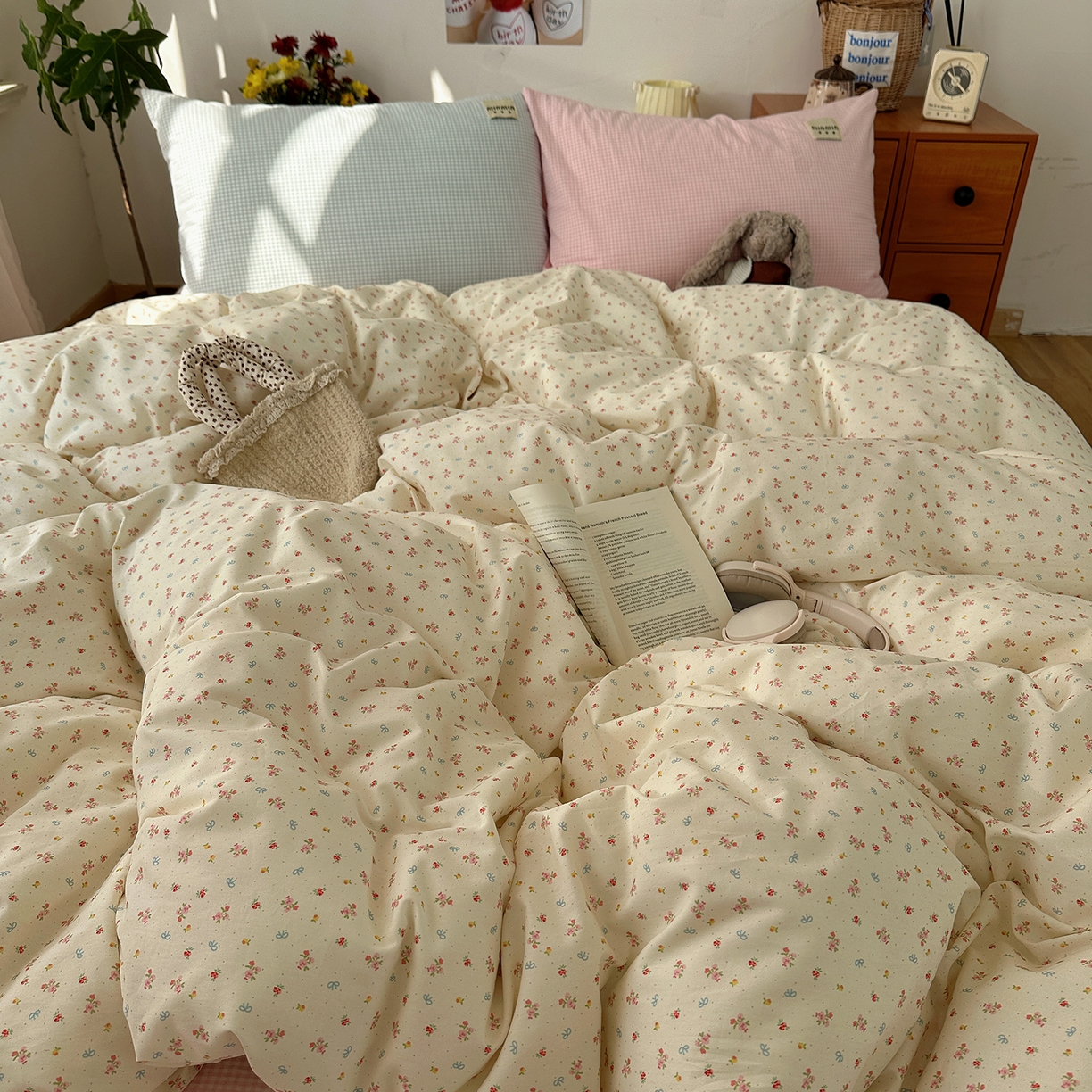 91家纺网 家纺一手货源 找家纺 桃子家居 2026新款A类纯棉水洗棉ins韩系小清新碎花混搭织标工艺色织水洗棉四件套系列 水洗棉-云雾星花