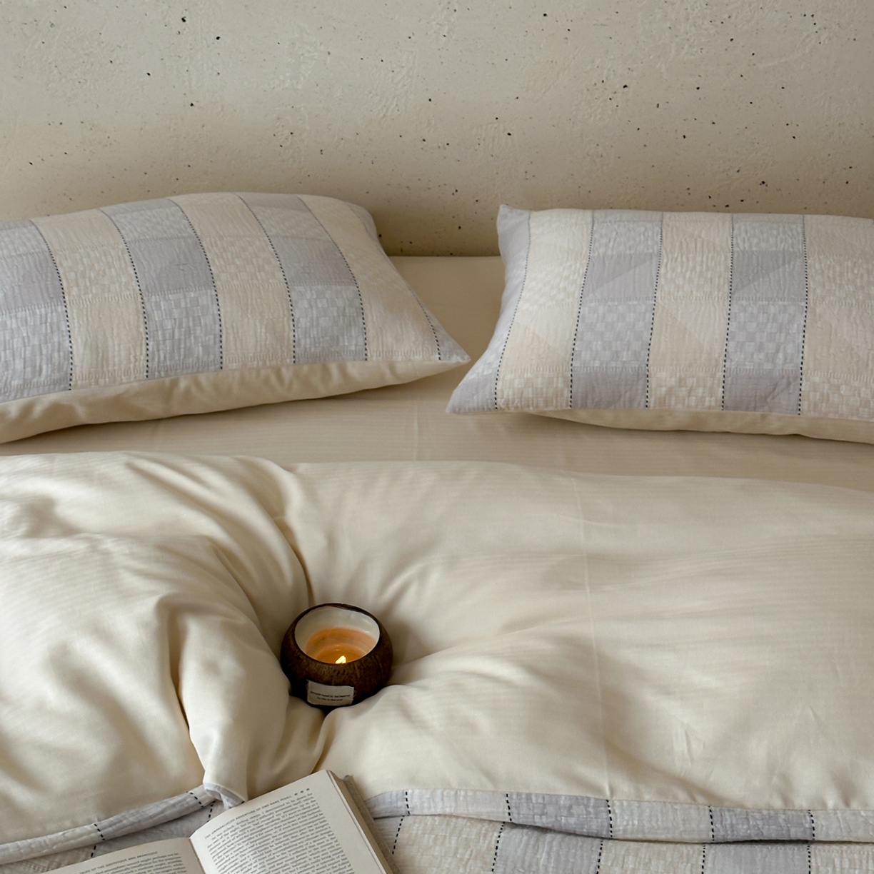 91家纺网 家纺一手货源 找家纺 例外 2026新款全棉纯棉双层纱布大提花四件套舒芙蕾 奶咖-舒芙蕾