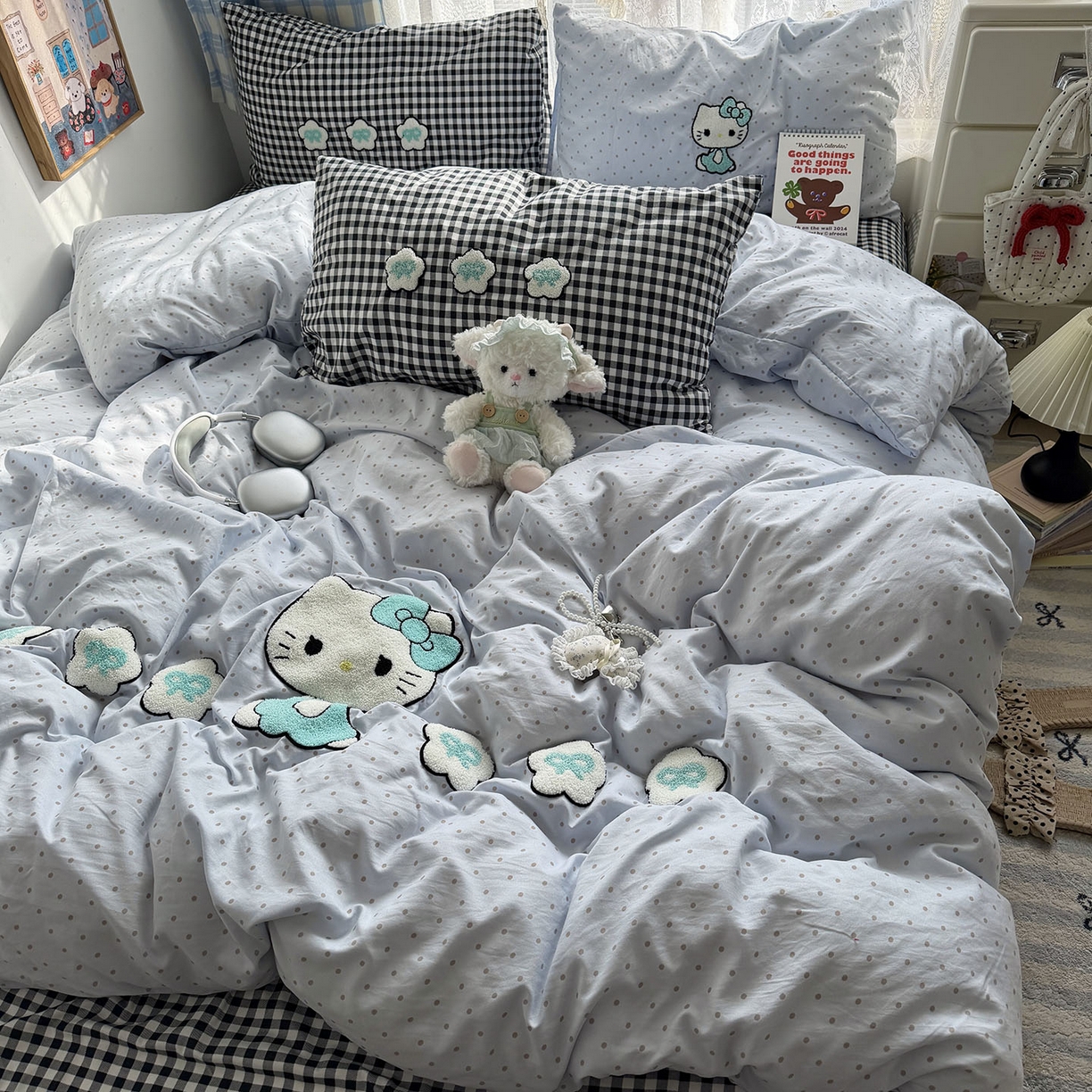 91家纺网 家纺一手货源 找家纺 原素 2026新款新春卡哇伊毛巾绣四件套 花朵女孩