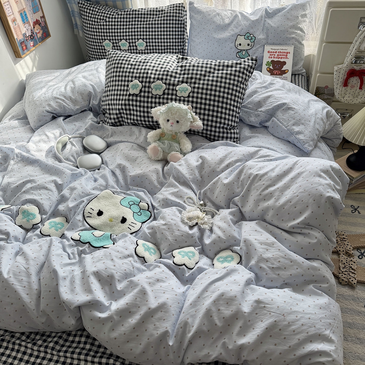 91家纺网 家纺一手货源 找家纺 原素 2026新款新春卡哇伊毛巾绣四件套 花朵女孩