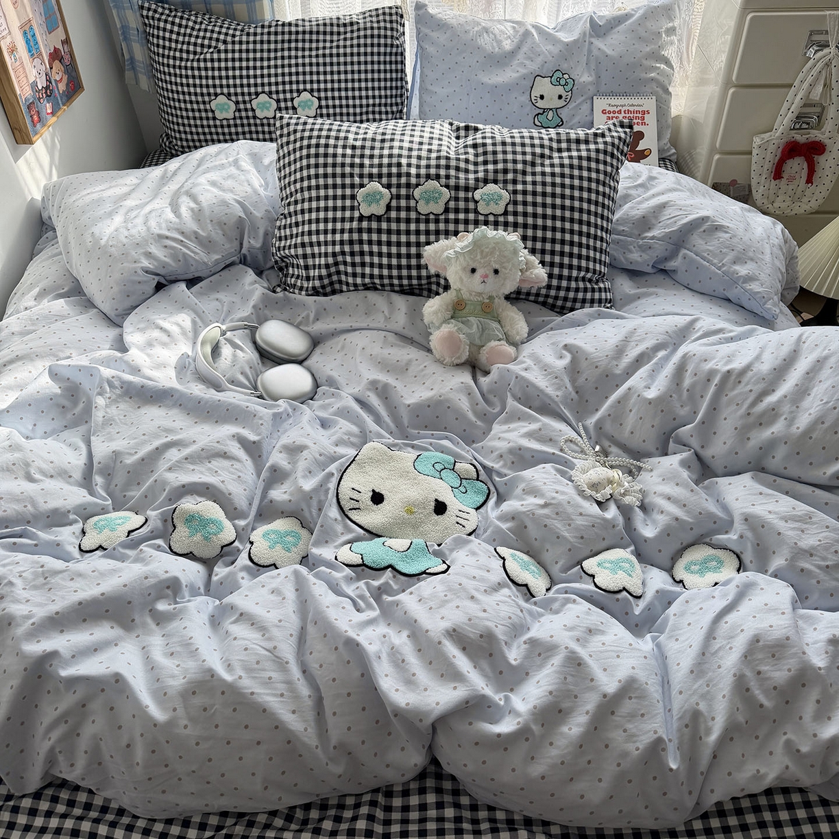 91家纺网 家纺一手货源 找家纺 原素 2026新款新春卡哇伊毛巾绣四件套 花朵女孩