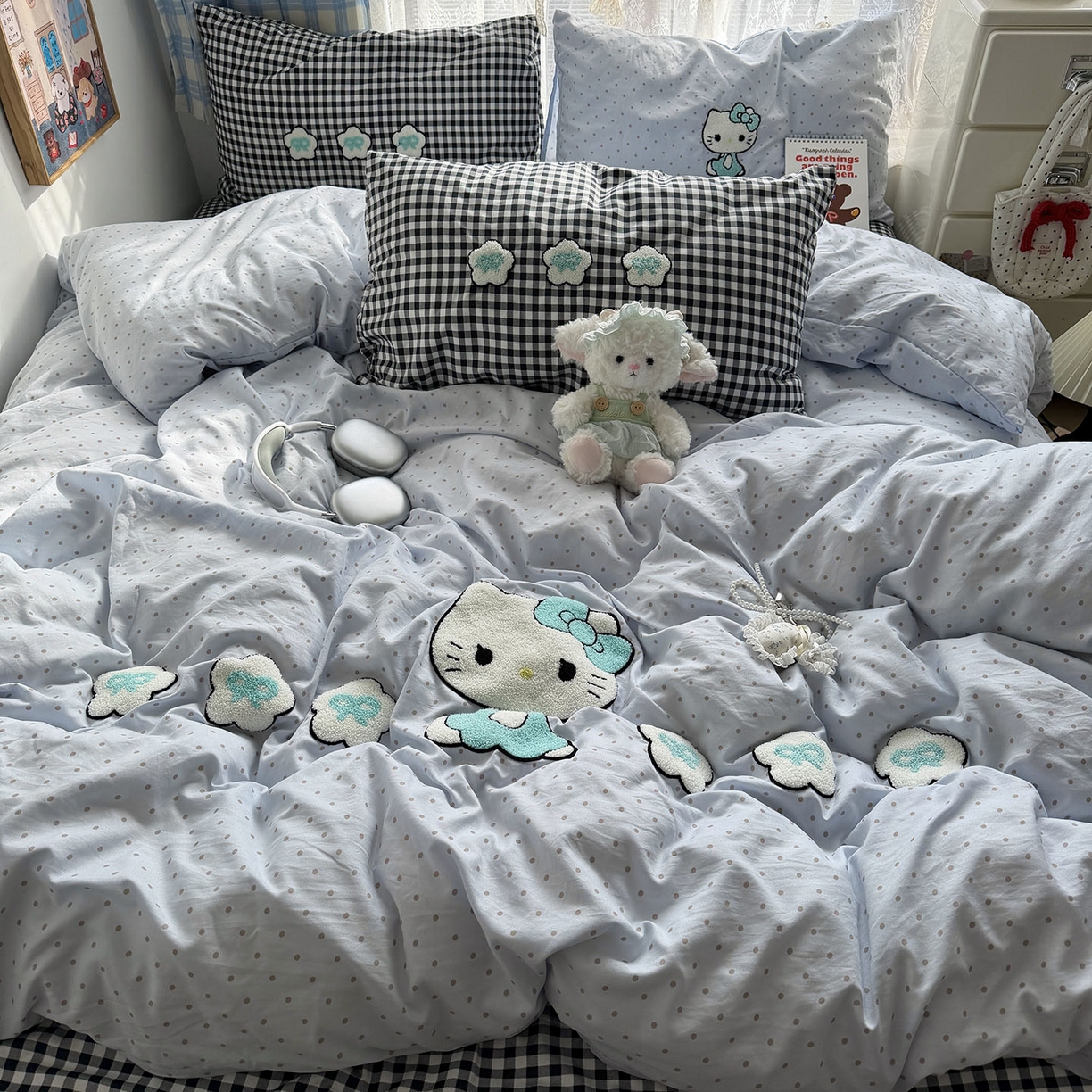 91家纺网 家纺一手货源 找家纺 原素 2026新款新春卡哇伊毛巾绣四件套 花朵女孩