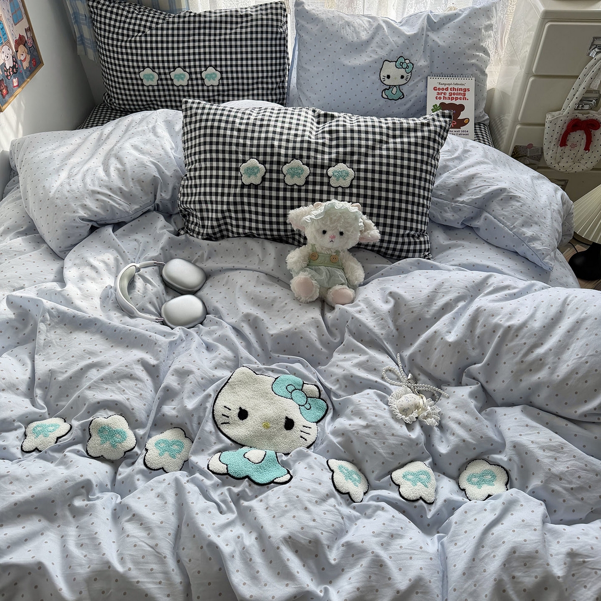 91家纺网 家纺一手货源 找家纺 原素 2026新款新春卡哇伊毛巾绣四件套 花朵女孩