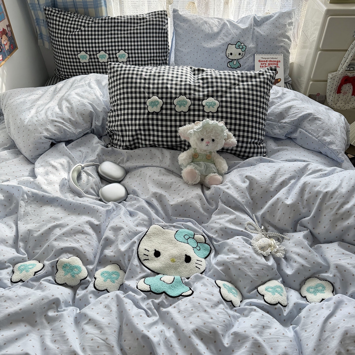 91家纺网 家纺一手货源 找家纺 原素 2026新款新春卡哇伊毛巾绣四件套 花朵女孩