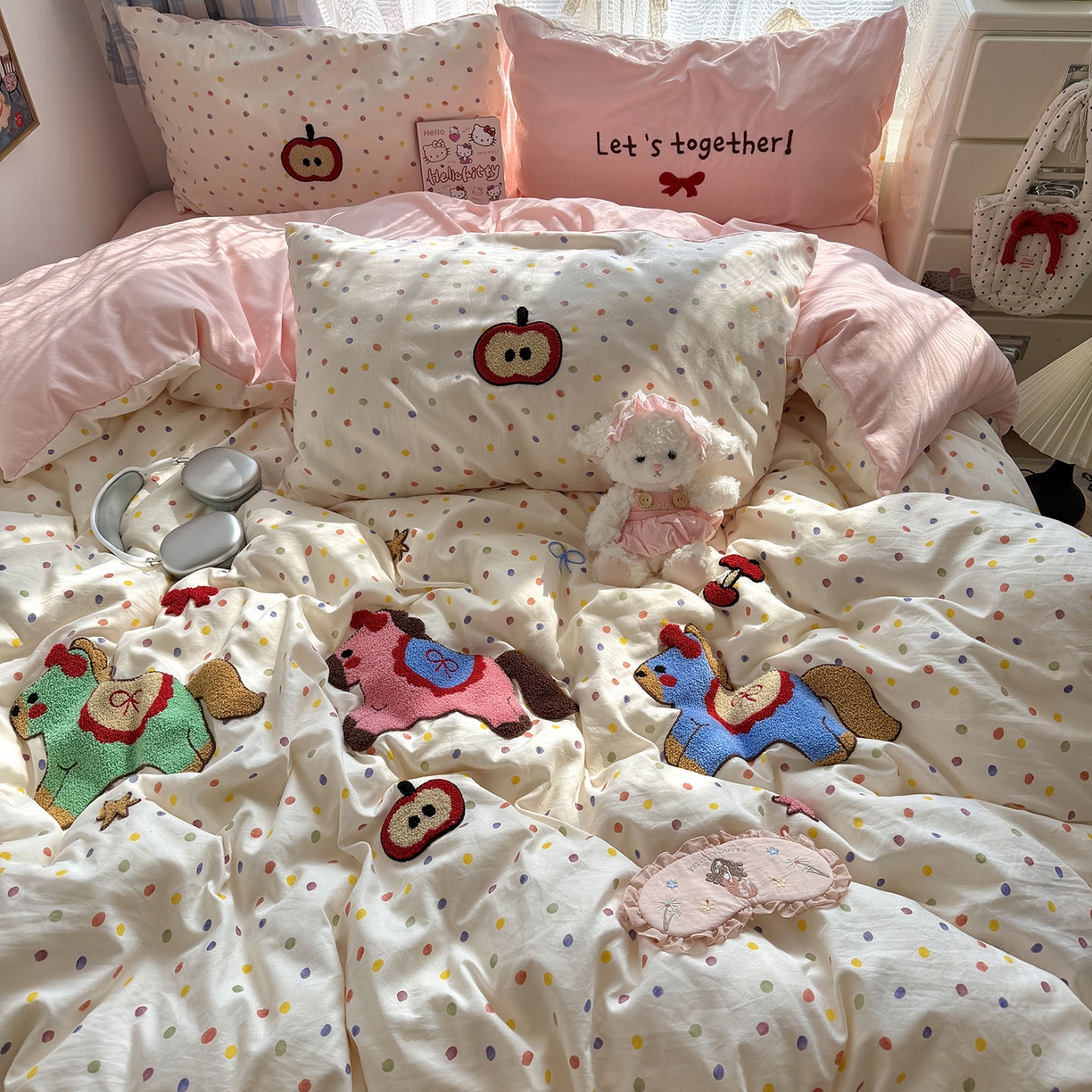 91家纺网 家纺一手货源 找家纺 原素 2026新款新春卡哇伊毛巾绣四件套 马上有福