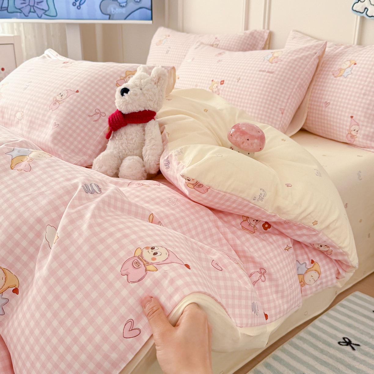 91家纺网 家纺一手货源 找家纺 简宜家居（朝初家纺） 2026新款全棉12868卡通印花四件套大耳朵兔兔系列 粉格甜崽