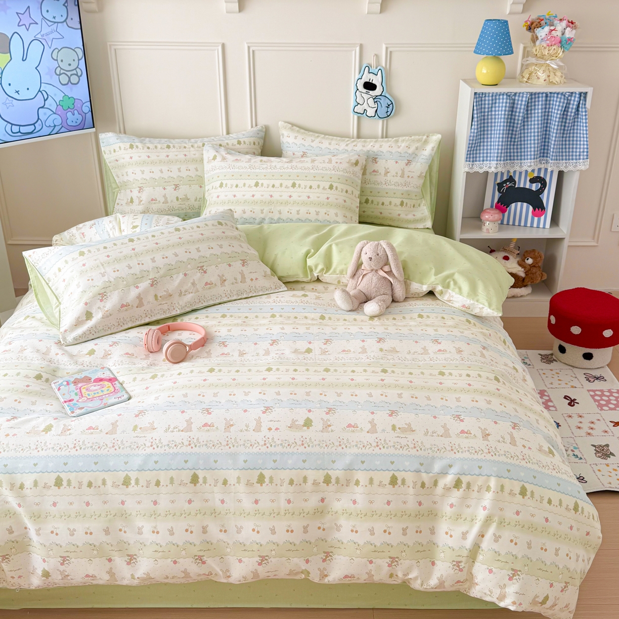 91家纺网 家纺一手货源 找家纺 简宜家居（朝初家纺） 2026新款全棉12868卡通印花四件套大耳朵兔兔系列 青柠蓝花