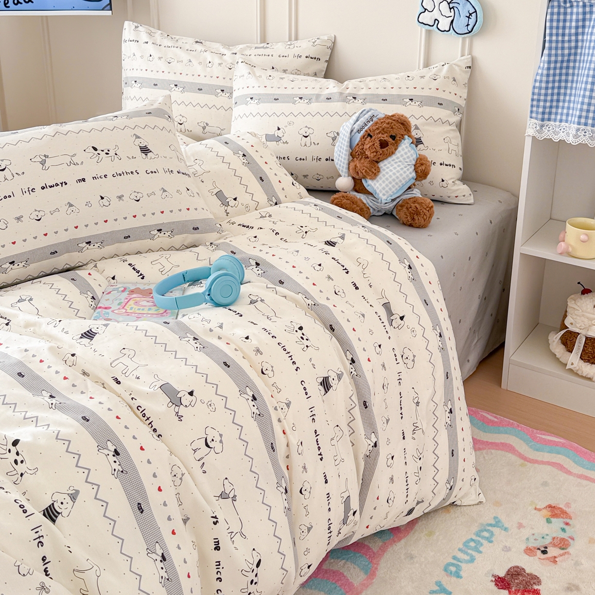 91家纺网 家纺一手货源 找家纺 简宜家居（朝初家纺） 2026新款全棉12868卡通印花四件套大耳朵兔兔系列 手绘汪星人