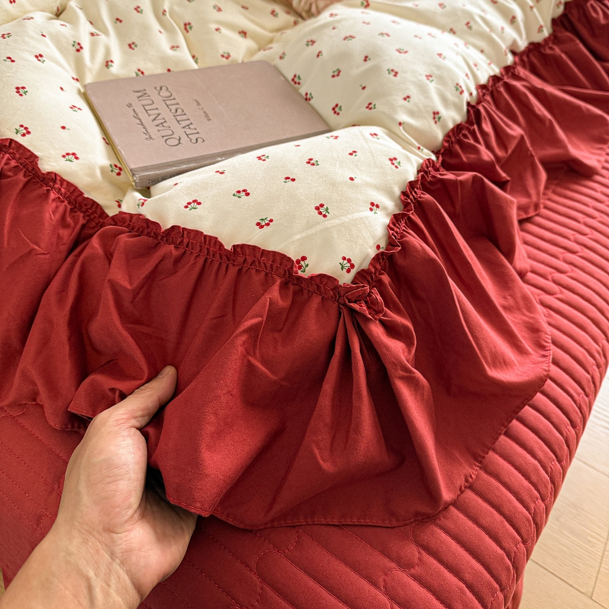 91家纺网 家纺一手货源 找家纺 富米莱（原臻工厂） 2026新款韩系古法韩国水洗棉云棉大布袋法式浪漫大花边床盖夏凉被床盖四件套 爆了樱桃