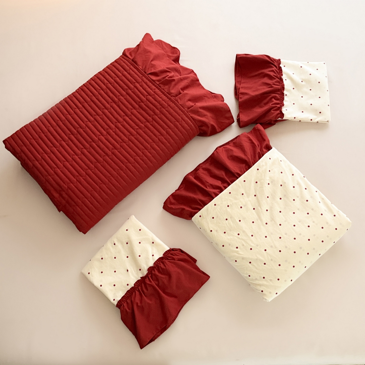 91家纺网 家纺一手货源 找家纺 富米莱（原臻工厂） 2026新款韩系古法韩国水洗棉云棉大布袋法式浪漫大花边床盖夏凉被床盖四件套 点点红