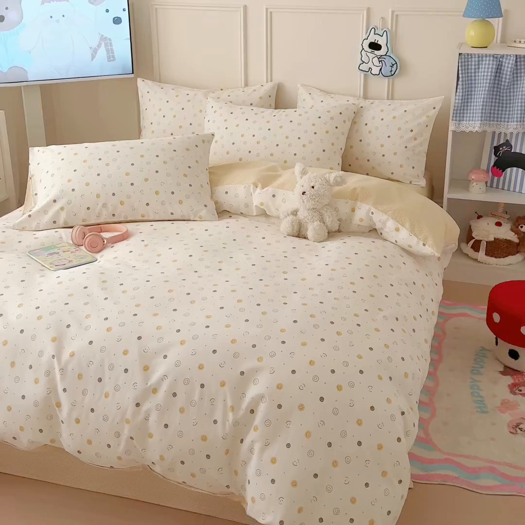 91家纺网 家纺一手货源 找家纺 简宜家居（朝初家纺） 2026新款全棉12868卡通印花四件套大耳朵兔兔系列 小微笑