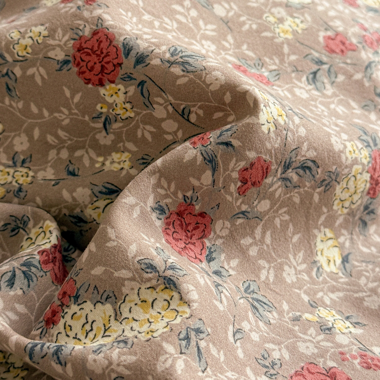 91家纺网 家纺一手货源 找家纺 富米莱（原臻工厂） 2026新款韩系古法韩国水洗棉云棉大布袋法式浪漫大花边床盖夏凉被床盖四件套 浪漫玫瑰