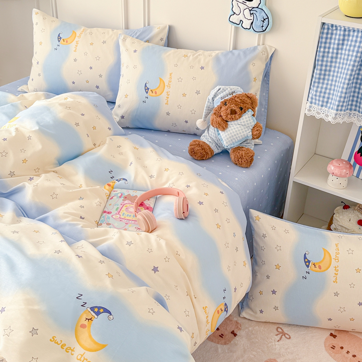 91家纺网 家纺一手货源 找家纺 简宜家居（朝初家纺） 2026新款全棉12868卡通印花四件套大耳朵兔兔系列 星夜星浪