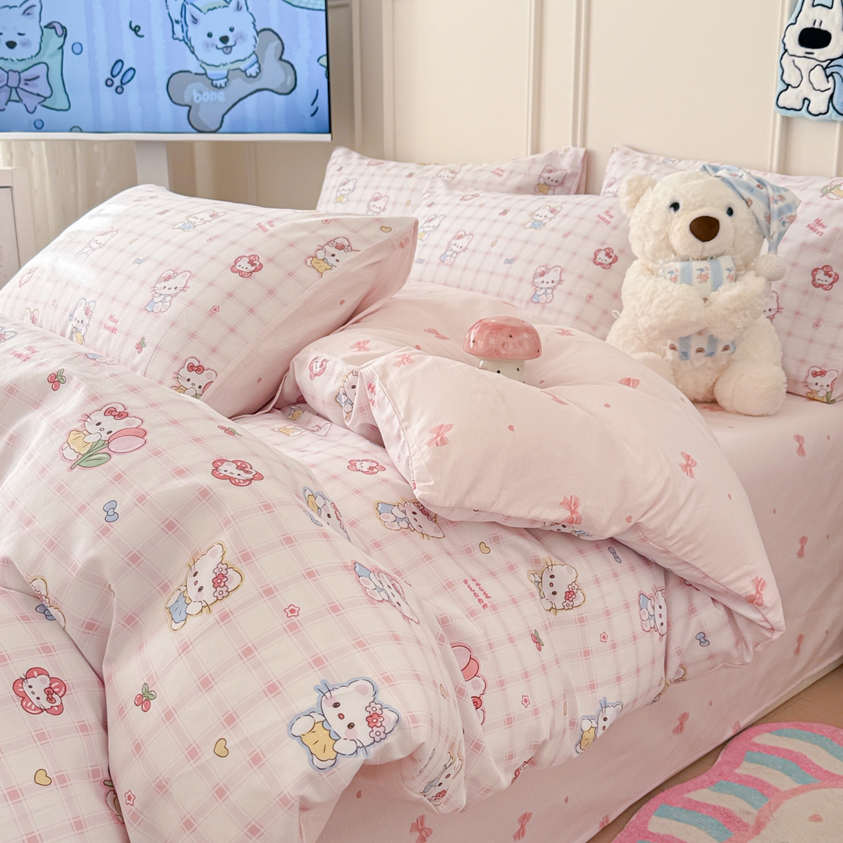 91家纺网 家纺一手货源 找家纺 简宜家居（朝初家纺） 2026新款全棉12868卡通印花四件套大耳朵兔兔系列 hello粉猫