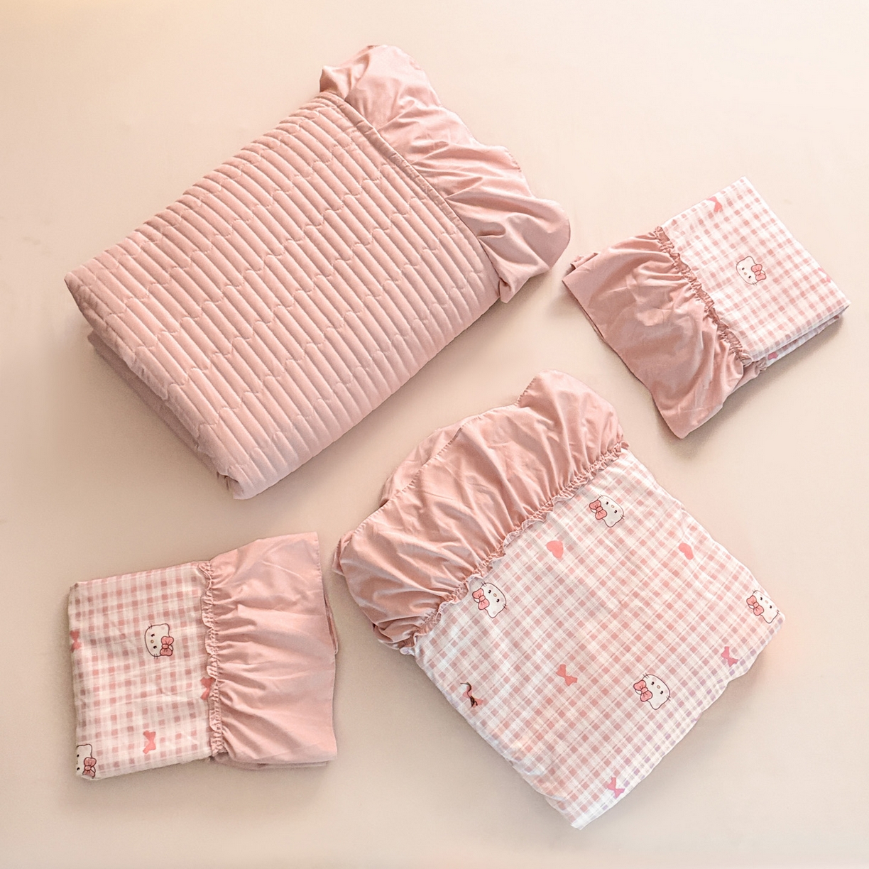 91家纺网 家纺一手货源 找家纺 富米莱（原臻工厂） 2026新款韩系古法韩国水洗棉云棉大布袋法式浪漫大花边床盖夏凉被床盖四件套 猫猫粉