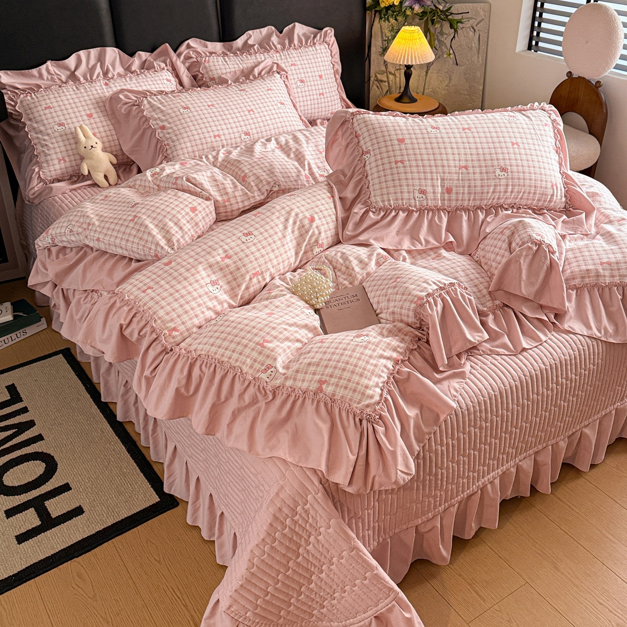 91家纺网 家纺一手货源 找家纺 富米莱（原臻工厂） 2026新款韩系古法韩国水洗棉云棉大布袋法式浪漫大花边床盖夏凉被床盖四件套 猫猫粉