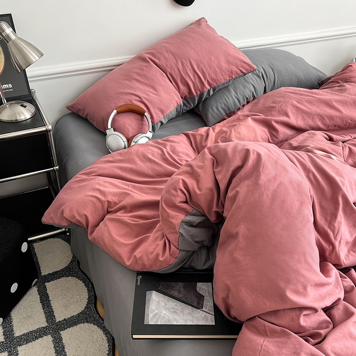 91家纺网 家纺一手货源 找家纺 梦卓家纺 2025爆款ins风超柔褶皱亲肤磨毛水洗棉四件套豆红浅灰