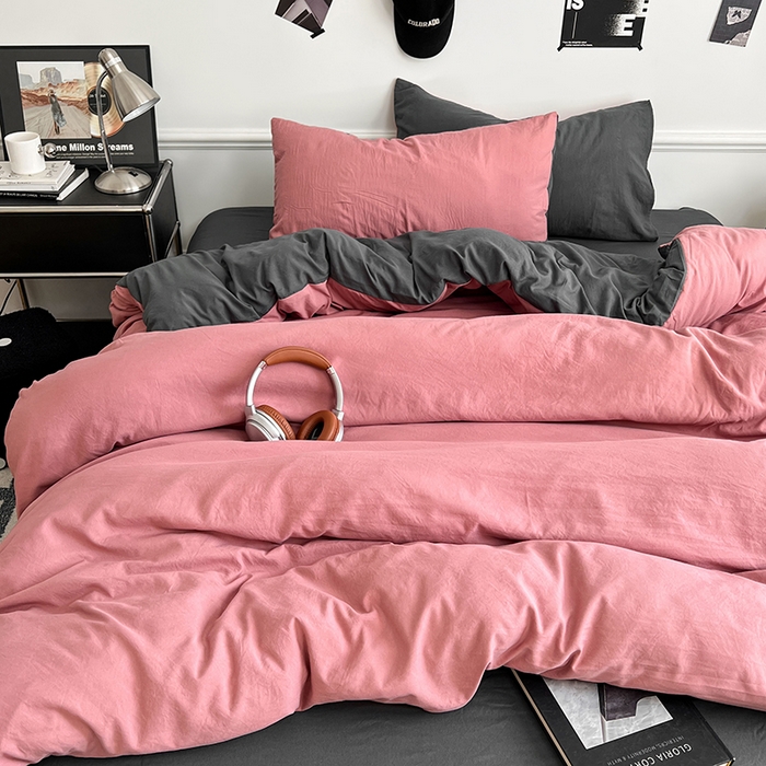 91家纺网 家纺一手货源 找家纺 梦卓家纺 2025爆款ins风超柔褶皱亲肤磨毛水洗棉四件套豆红深灰