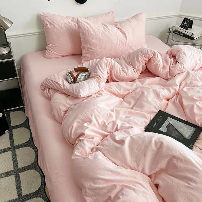 91家纺网 家纺一手货源 找家纺 梦卓家纺 2025爆款ins风超柔褶皱亲肤磨毛水洗棉四件套奶油粉