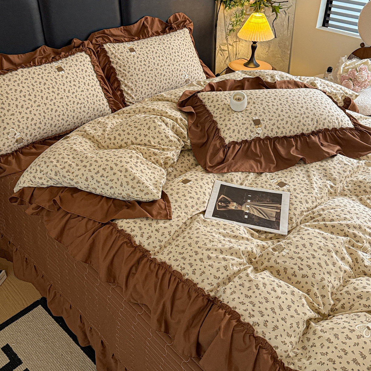 91家纺网 家纺一手货源 找家纺 富米莱（原臻工厂） 2026新款韩系古法韩国水洗棉云棉大布袋法式浪漫大花边床盖夏凉被床盖四件套 奶油兔