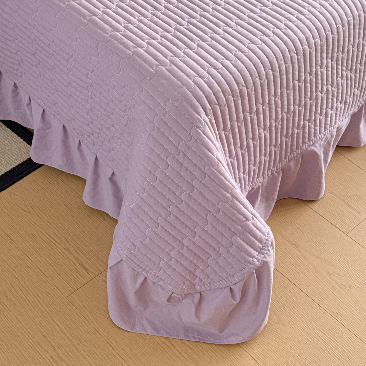 91家纺网 家纺一手货源 找家纺 富米莱（原臻工厂） 2026新款韩系古法韩国水洗棉云棉大布袋法式浪漫大花边床盖夏凉被床盖四件套 紫兔兔