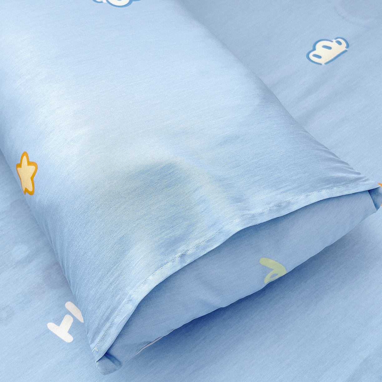 91家纺网 家纺一手货源 找家纺 御棉坊 2026新款AB版全棉纯棉印花幼儿园三件套儿童午睡被宝宝入园含芯多件套 山道接力赛