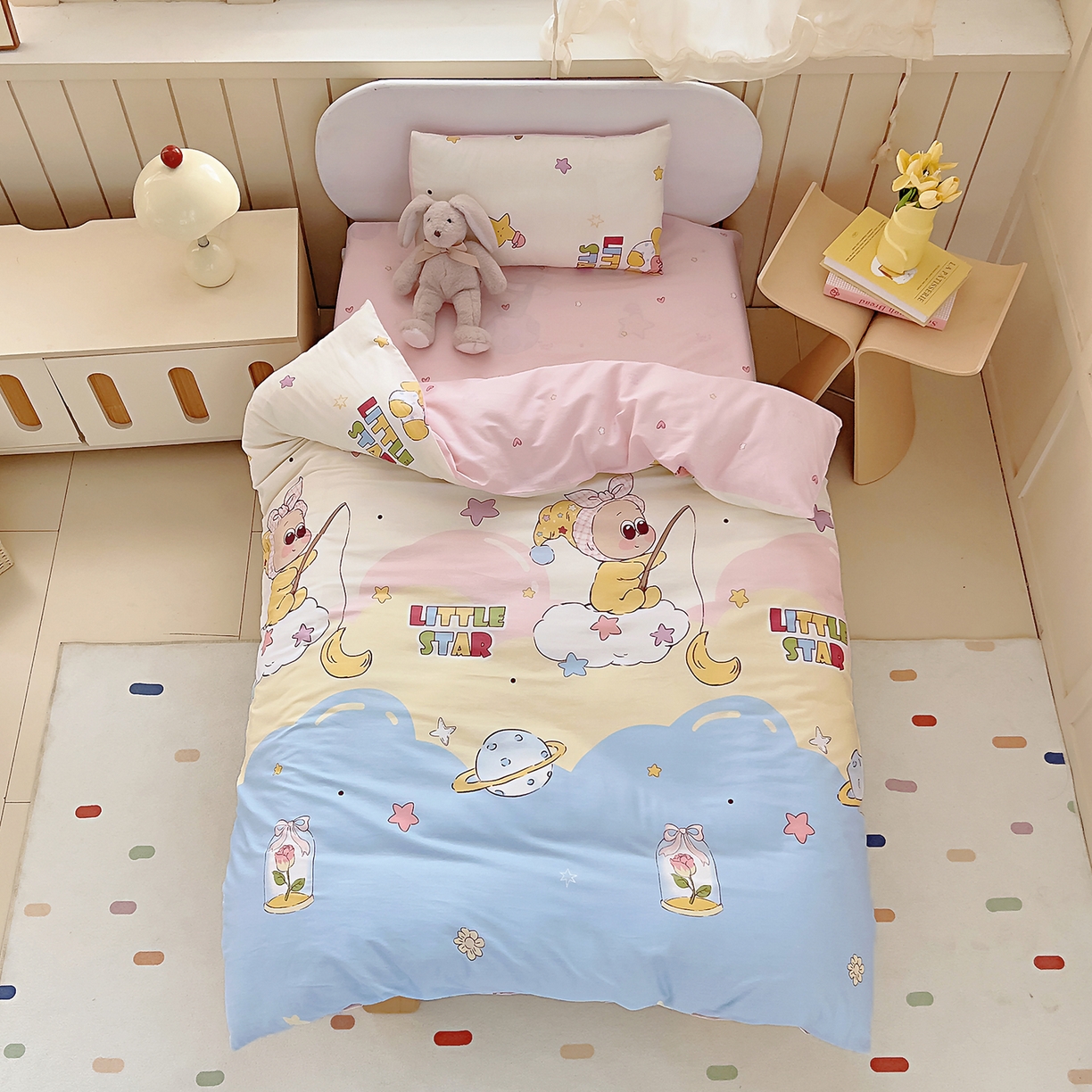 御棉坊 2026新款AB版全棉纯棉印花幼儿园三件套儿童午睡被宝宝入园含芯多件套 甜梦行星