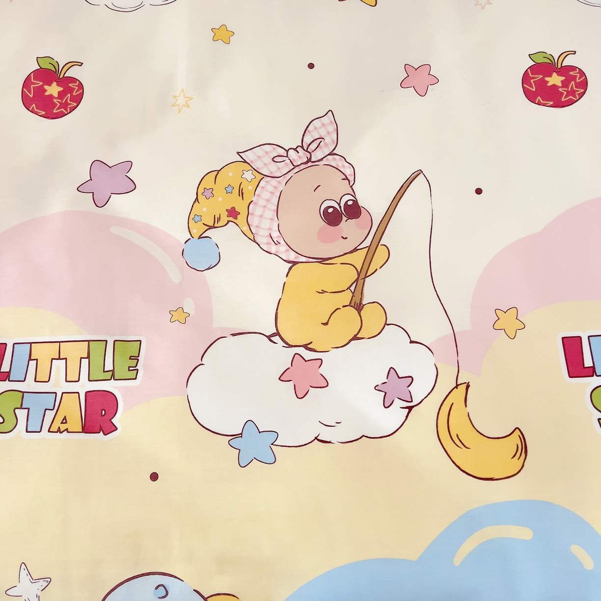 91家纺网 家纺一手货源 找家纺 御棉坊 2026新款AB版全棉纯棉印花幼儿园三件套儿童午睡被宝宝入园含芯多件套 甜梦行星