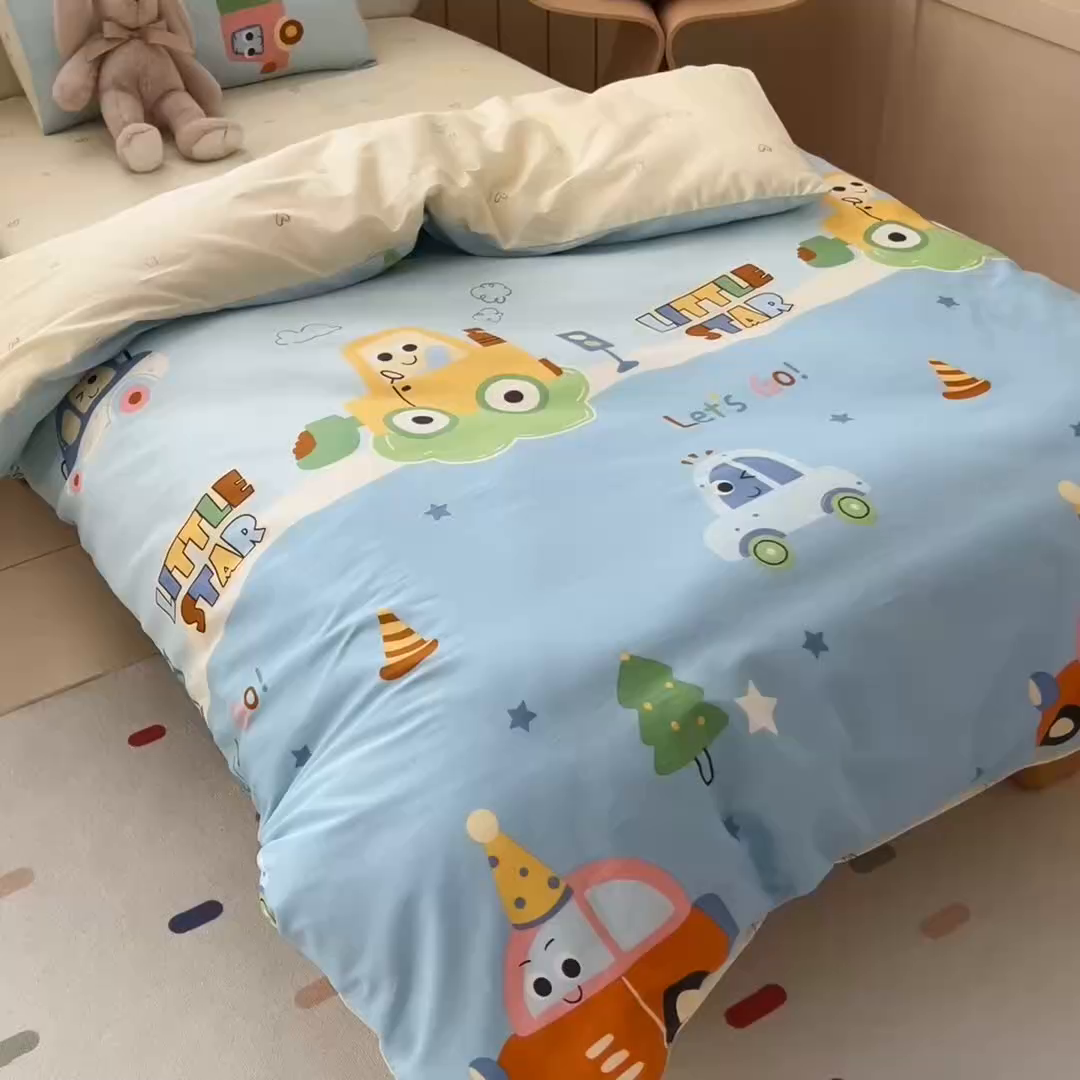 91家纺网 家纺一手货源 找家纺 御棉坊 2026新款AB版全棉纯棉印花幼儿园三件套儿童午睡被宝宝入园含芯多件套 挖机行动