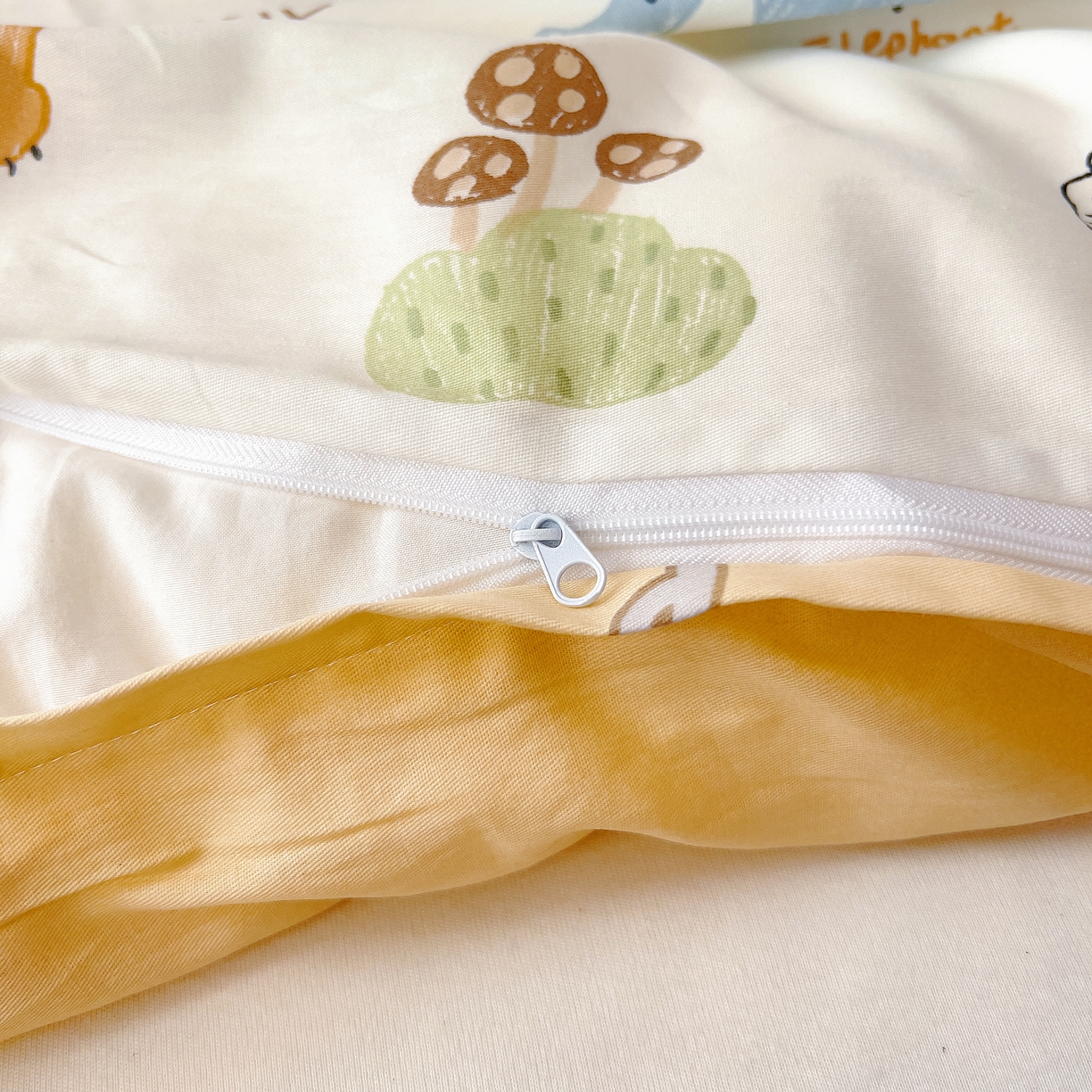 91家纺网 家纺一手货源 找家纺 御棉坊 2026新款AB版全棉纯棉印花幼儿园三件套儿童午睡被宝宝入园含芯多件套 小小动物园