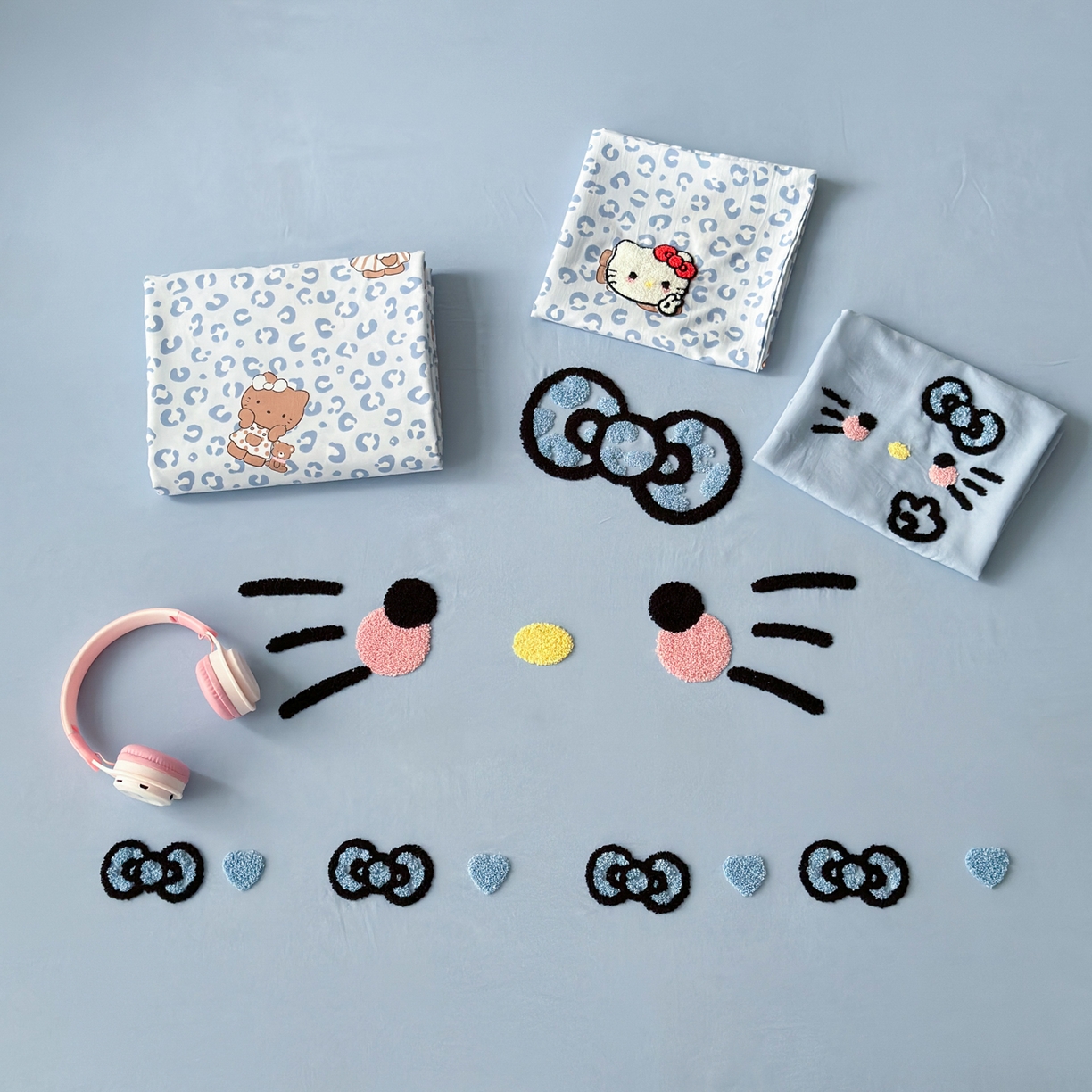 91家纺网 家纺一手货源 找家纺 一霖家纺 2026新款云朵棉毛巾绣小清新猫咪系列四件套 可爱猫咪蓝