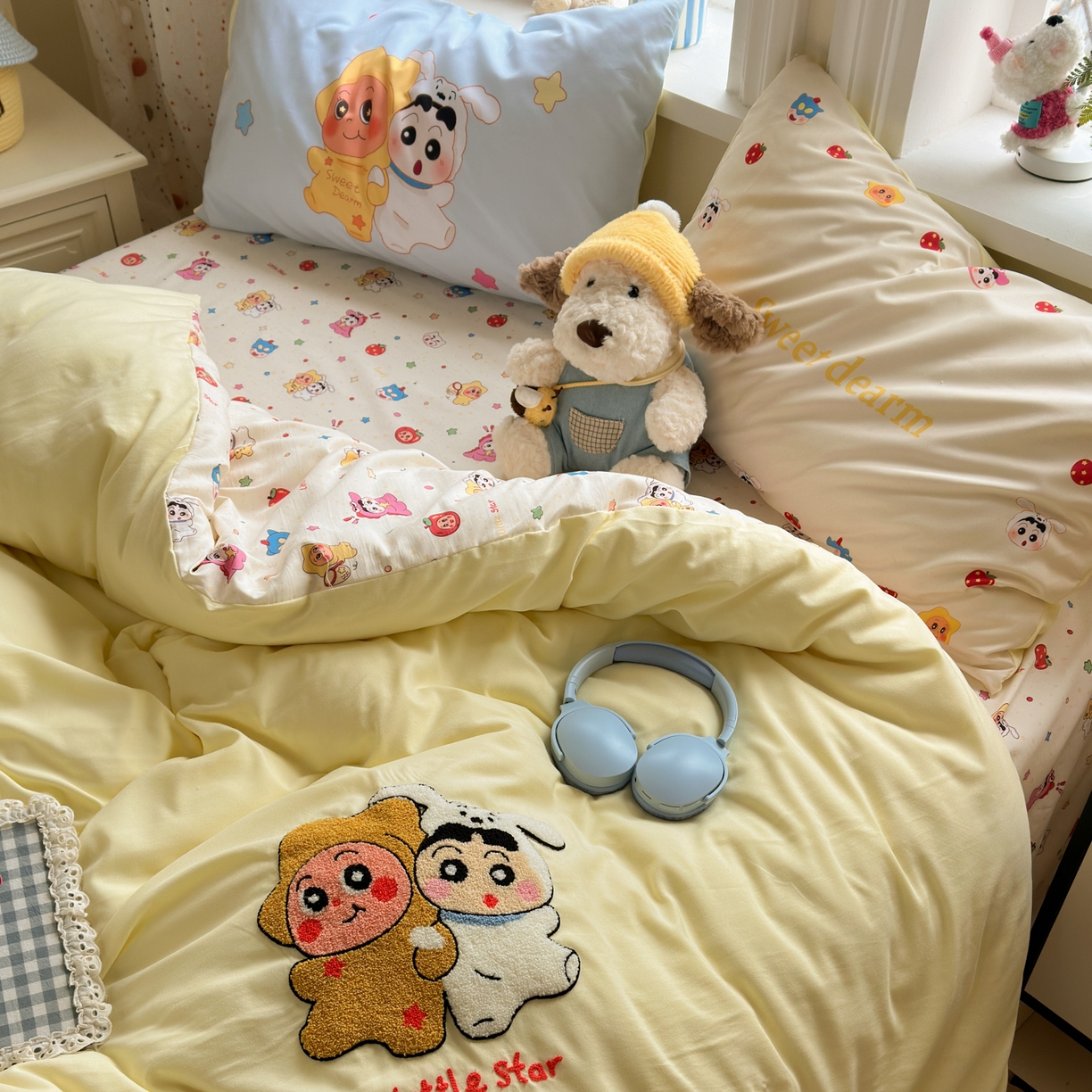 91家纺网 家纺一手货源 找家纺 一霖家纺 2026新款云朵棉毛巾绣小清新猫咪系列四件套 蜡笔星星