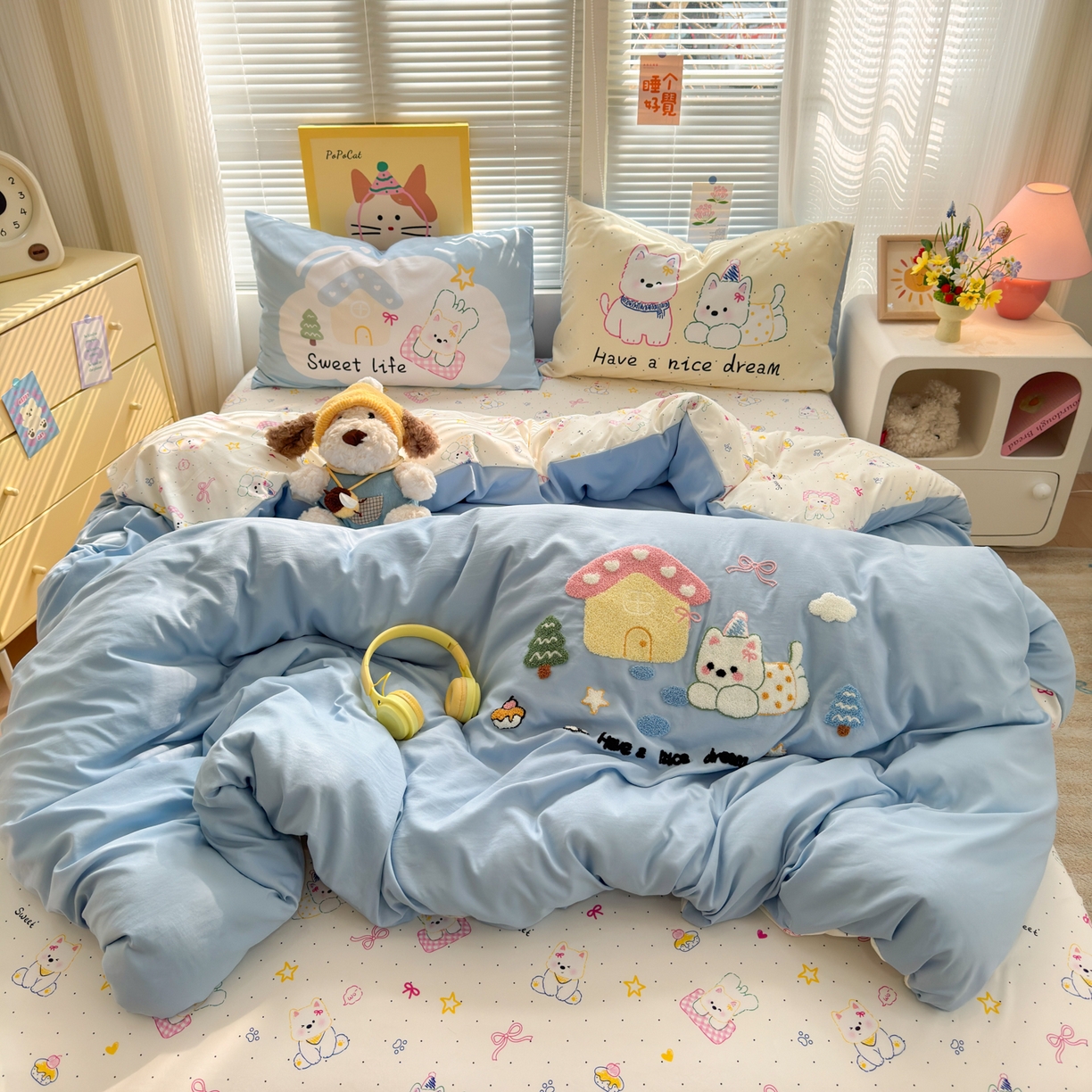 一霖家纺 2026新款云朵棉毛巾绣小清新猫咪系列四件套 汪汪碎碎念