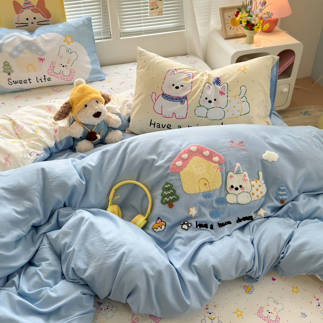 91家纺网 家纺一手货源 找家纺 一霖家纺 2026新款云朵棉毛巾绣小清新猫咪系列四件套 汪汪碎碎念