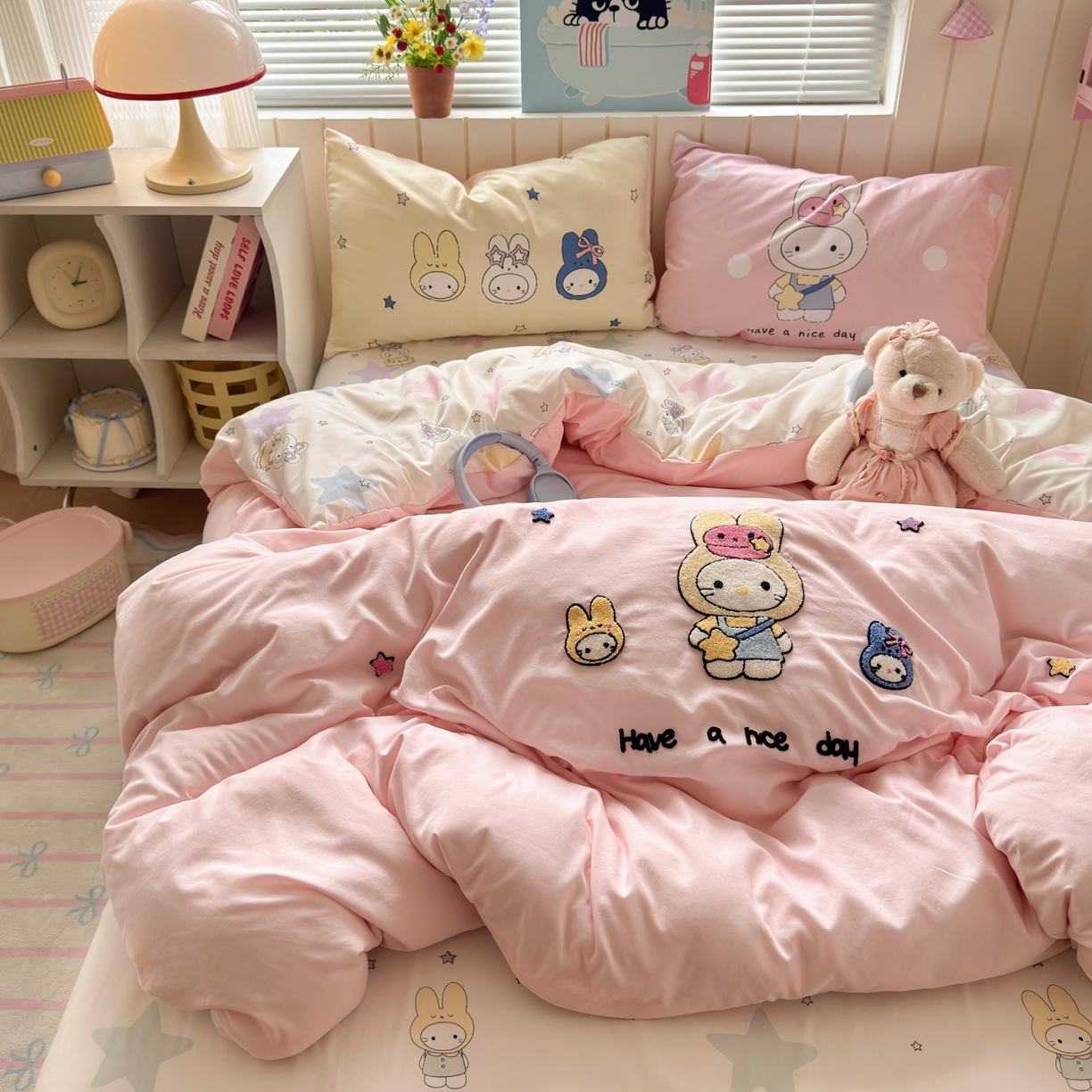 91家纺网 家纺一手货源 找家纺 一霖家纺 2026新款云朵棉毛巾绣小清新猫咪系列四件套 星星米菲兔