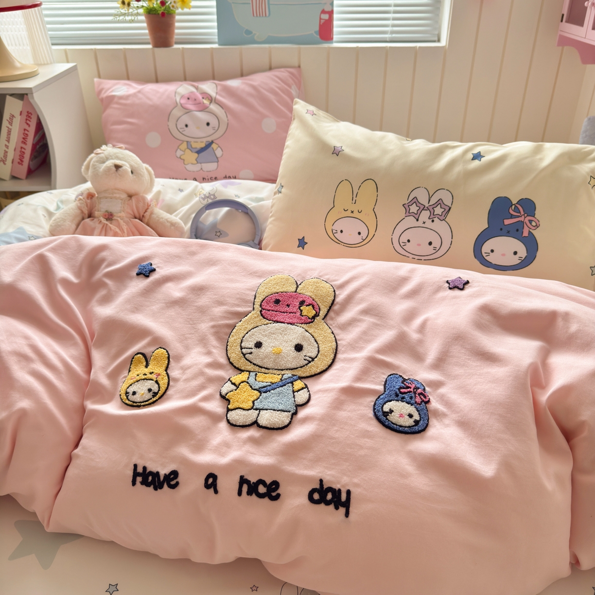 91家纺网 家纺一手货源 找家纺 一霖家纺 2026新款云朵棉毛巾绣小清新猫咪系列四件套 星星米菲兔