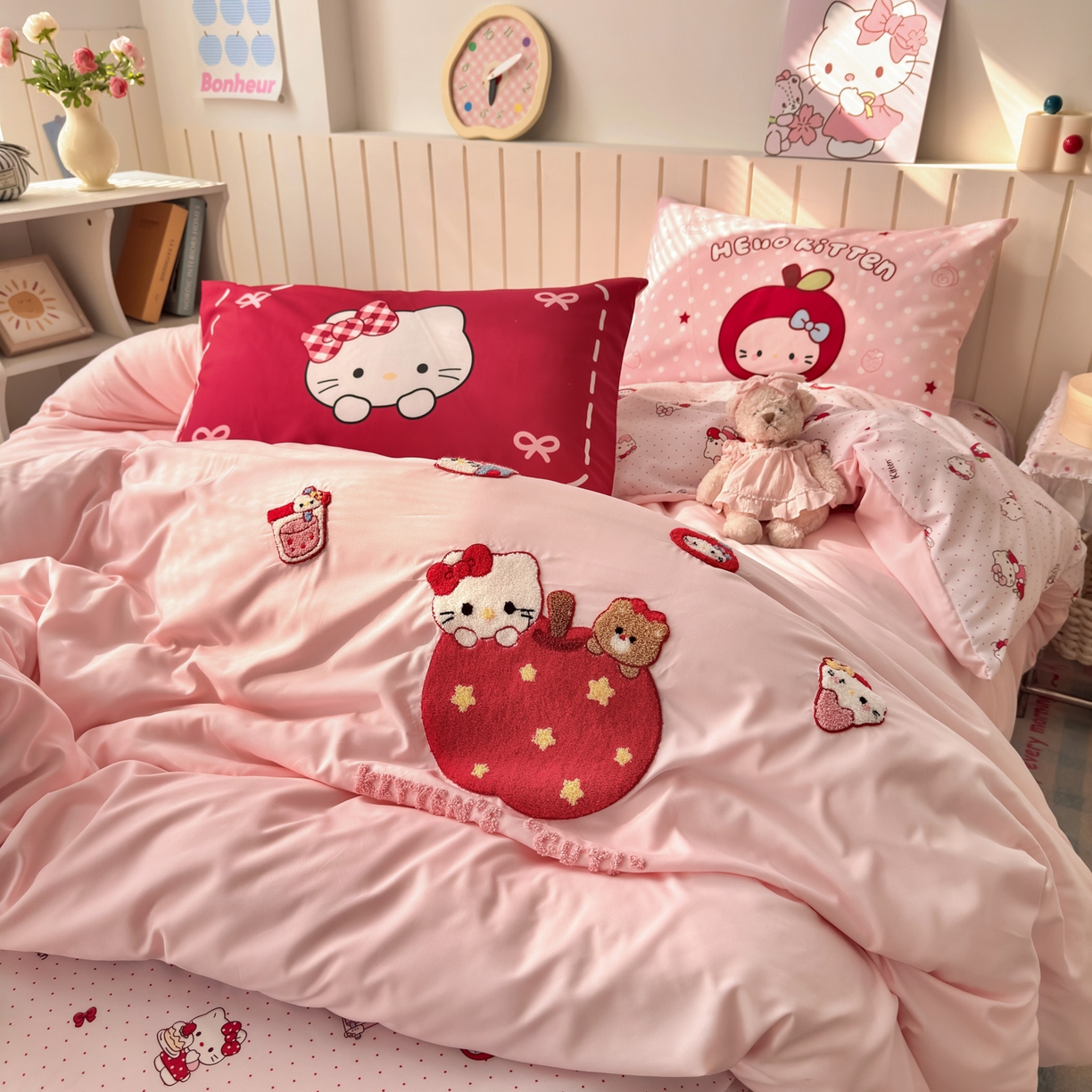 91家纺网 家纺一手货源 找家纺 一霖家纺 2026新款云朵棉毛巾绣小清新猫咪系列四件套 星星苹果猫