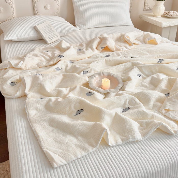 91家纺网 家纺一手货源 找家纺 宇航家纺 2026新款全棉纯棉皱皱纱刺绣款夏被夏凉被空调被床盖四件套 小飞象