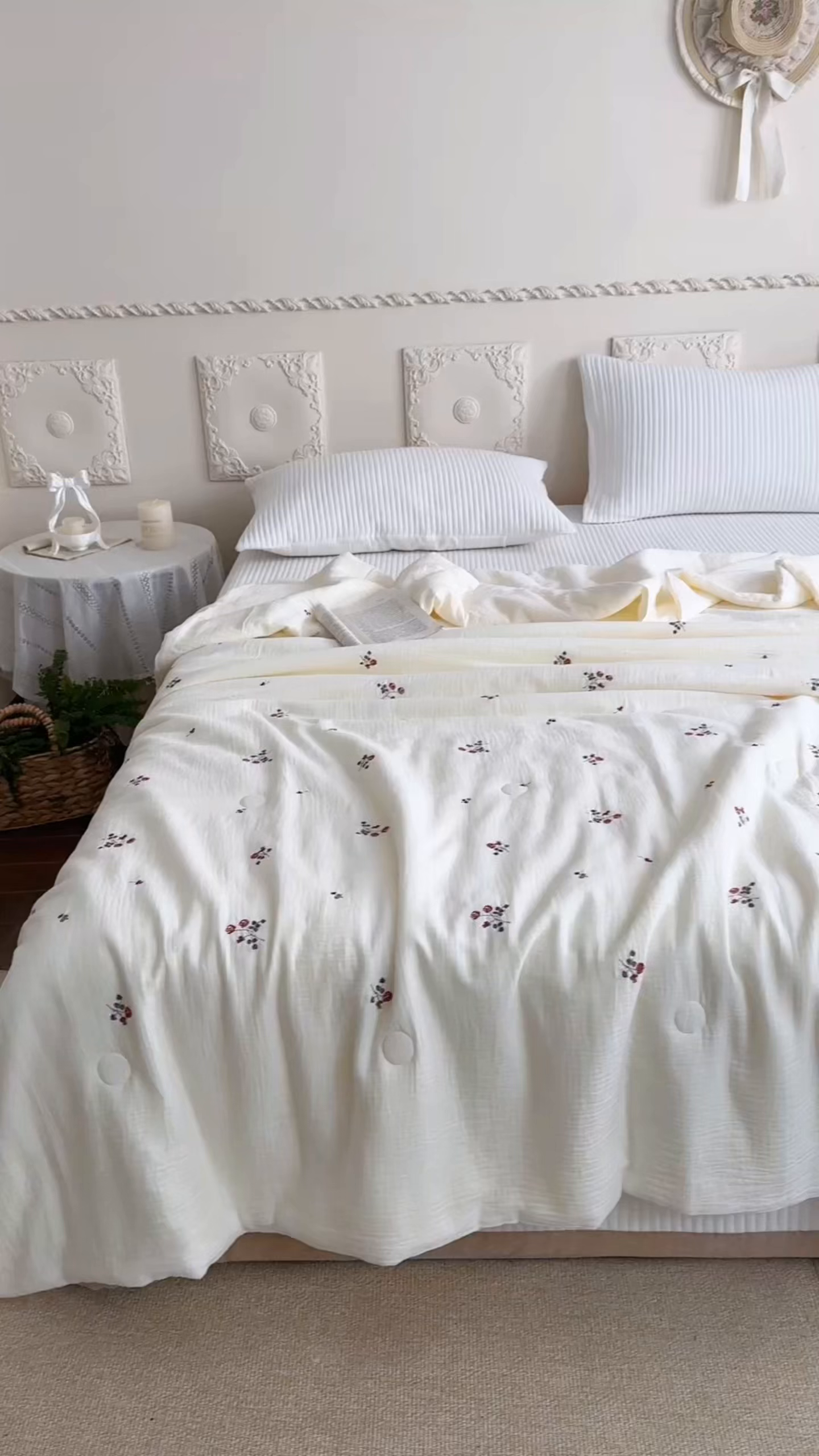 91家纺网 家纺一手货源 找家纺 宇航家纺 2026新款全棉纯棉皱皱纱刺绣款夏被夏凉被空调被床盖四件套 小玫瑰